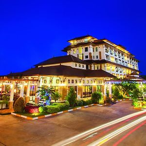 Royal Nakhara Hotel And Convention Centre
